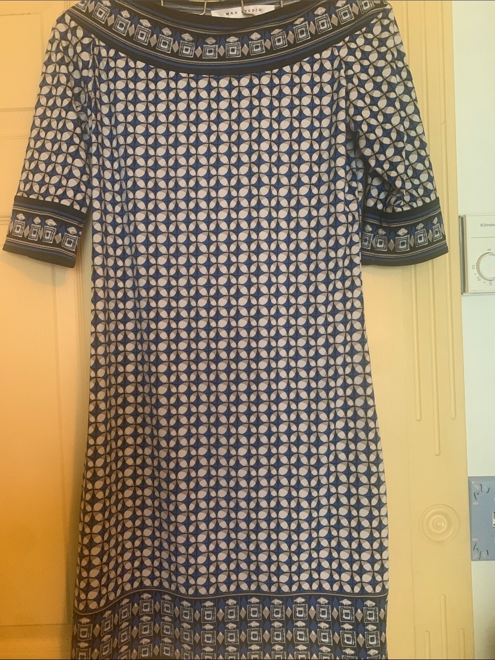 Max Studio Blue White Geometric Mod MCM Shift Sheath Dress Boatneck Boho
